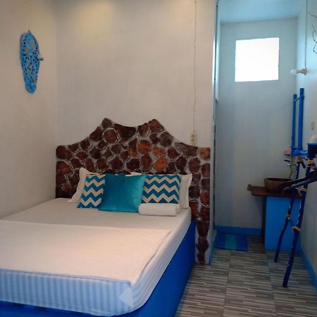 Blue Coral Homestay Karimunjawa Dış mekan fotoğraf