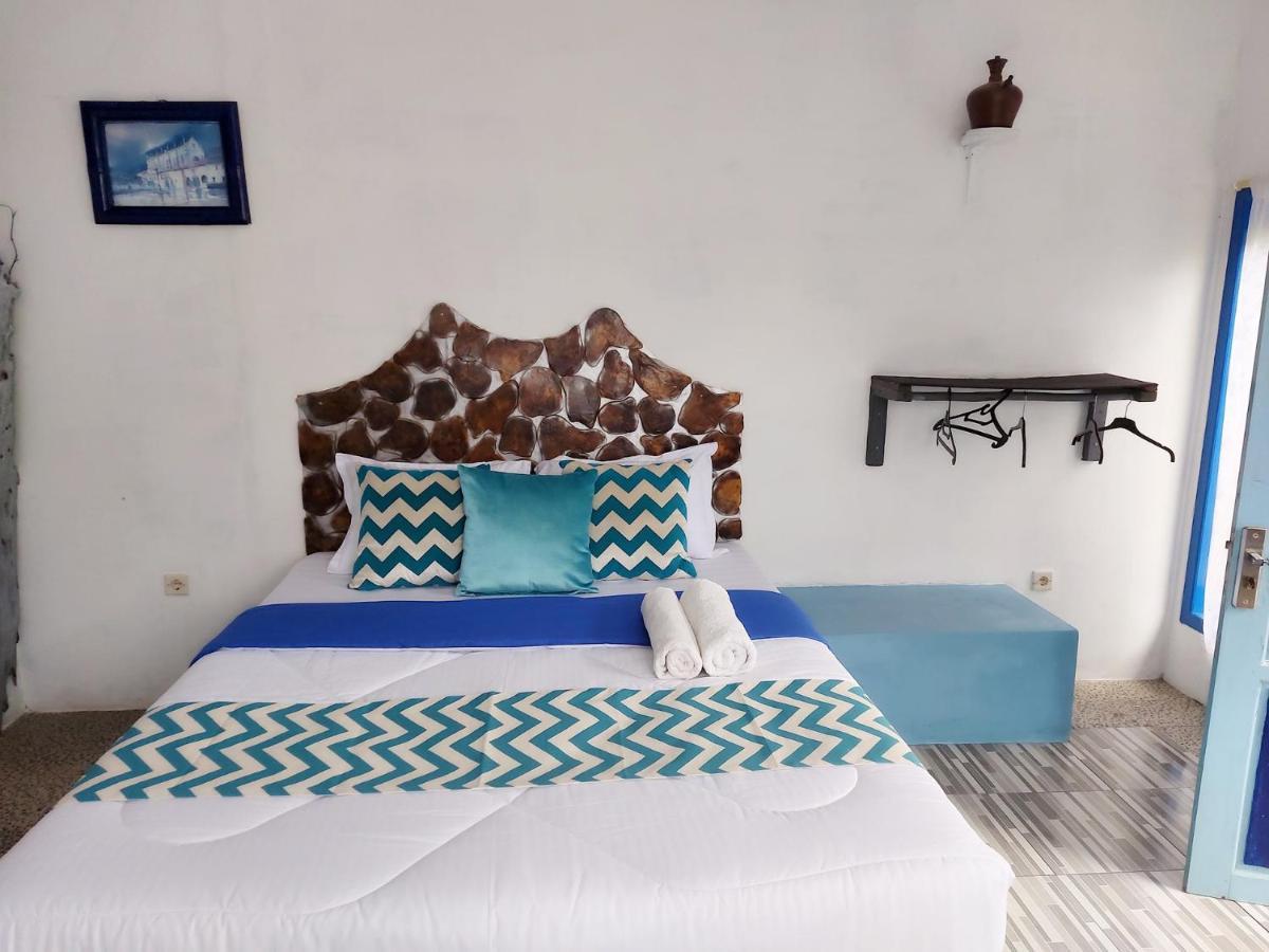 Blue Coral Homestay Karimunjawa Dış mekan fotoğraf