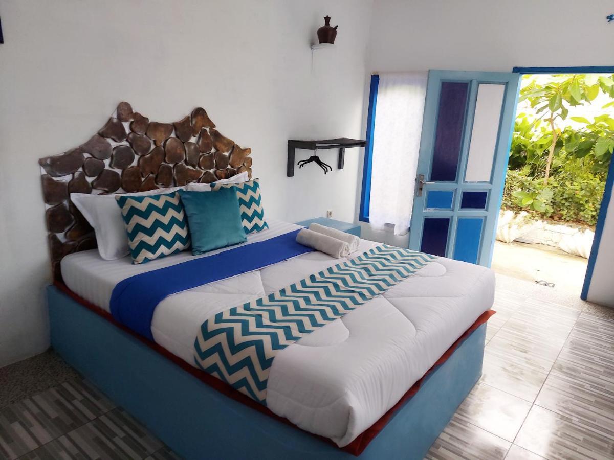 Blue Coral Homestay Karimunjawa Dış mekan fotoğraf