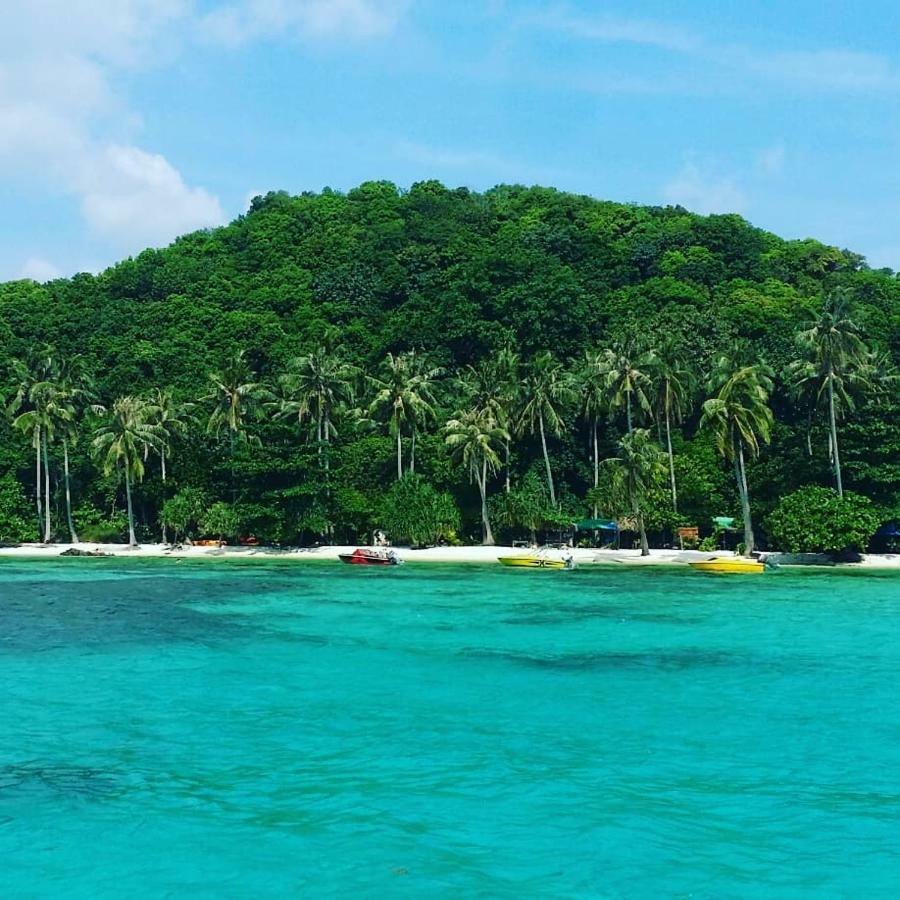 Blue Coral Homestay Karimunjawa Dış mekan fotoğraf