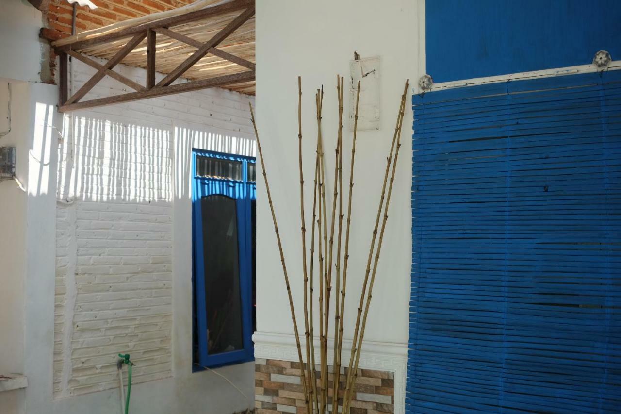 Blue Coral Homestay Karimunjawa Dış mekan fotoğraf