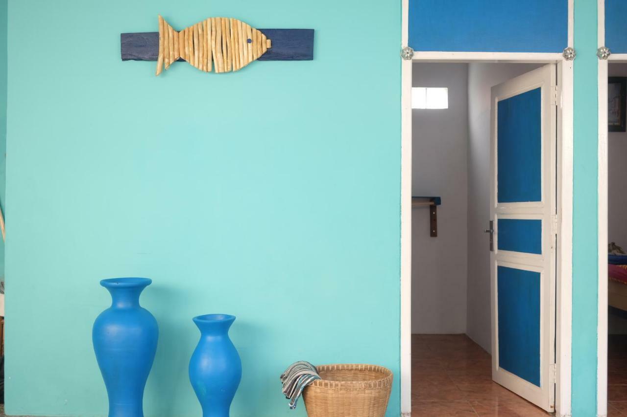 Blue Coral Homestay Karimunjawa Dış mekan fotoğraf